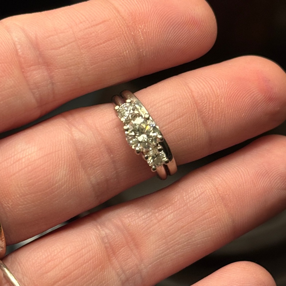 Diamond Wedding Set
14k White Gold• Princess Cut• 3 stone - Picture 10 of 15